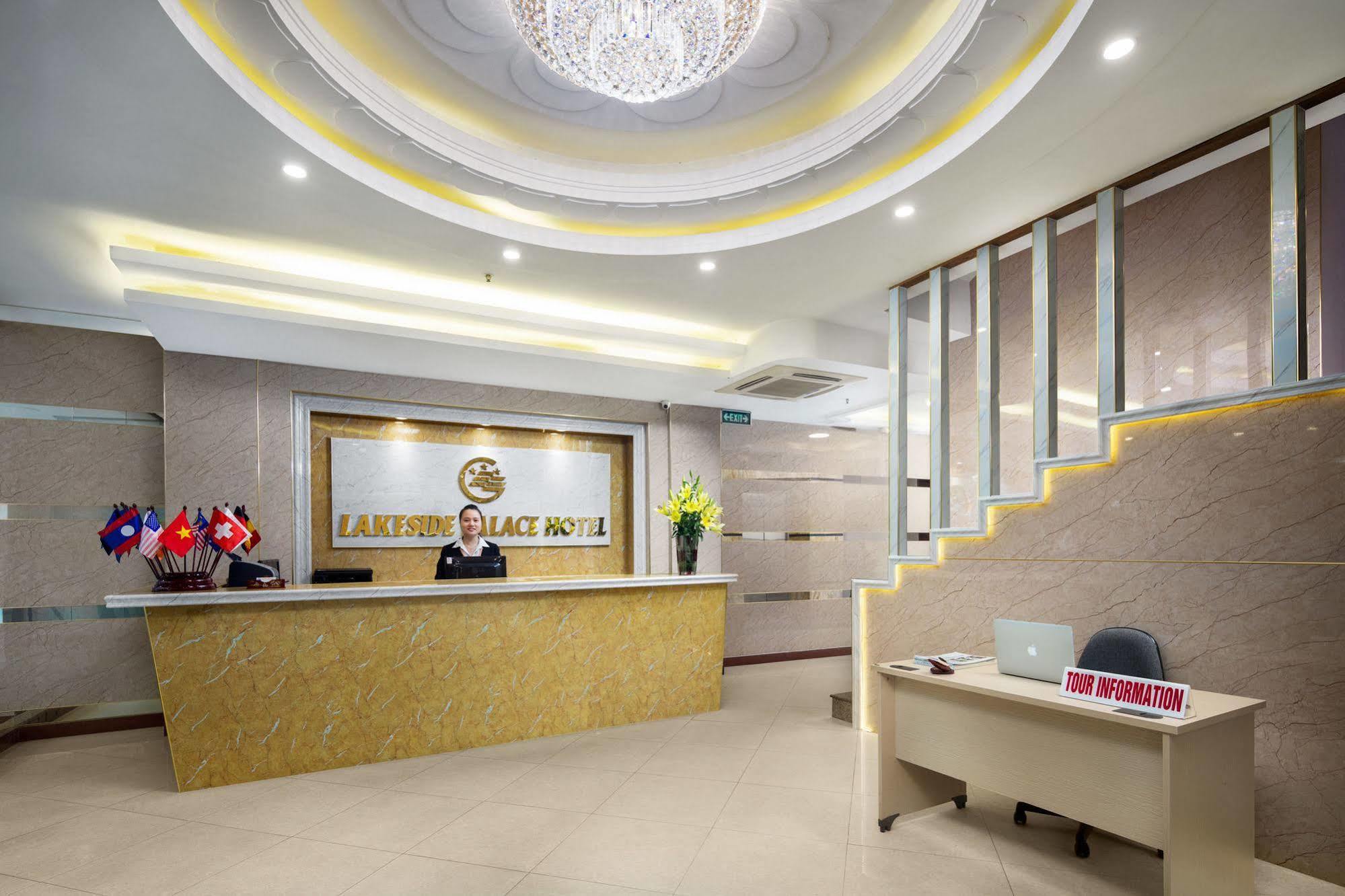Lakeside Palace Hotel Hanoi Esterno foto
